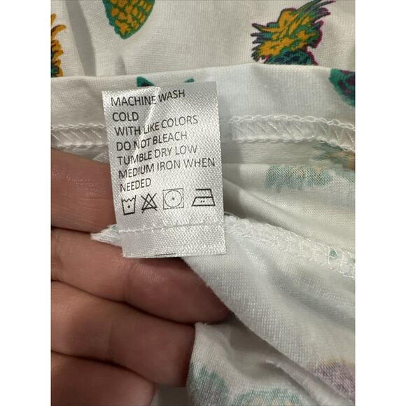 Free Planet Mens Pineapple Print Stretch Graphic Tee Size Large White Multicolor - Picture 8 of 9